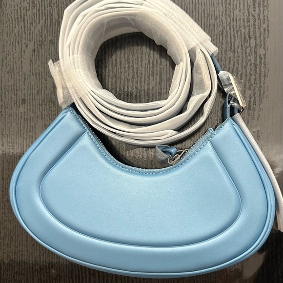 NWT Petra Curved Shoulder Bag. Brand new!  Bundle & save shipping cost! - Picture 2 of 4